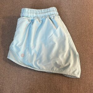 Lululemon light teal hotty hot shorts size 6